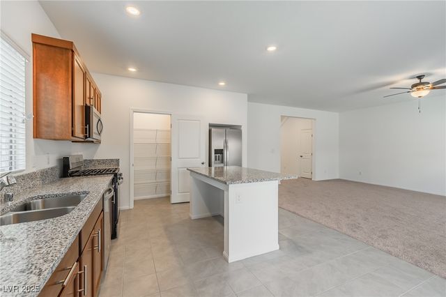 10325 South Bronco Street, Las Vegas, NV 89141