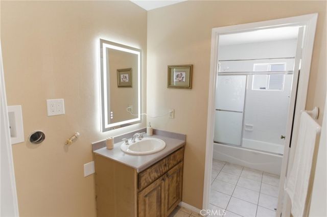20247 Parthenia, Winnetka, CA 91306
