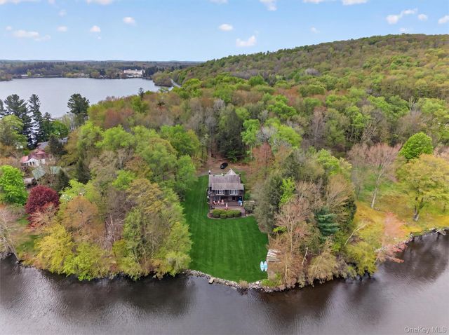79 Redwood Lane, Swan Lake, NY 12783