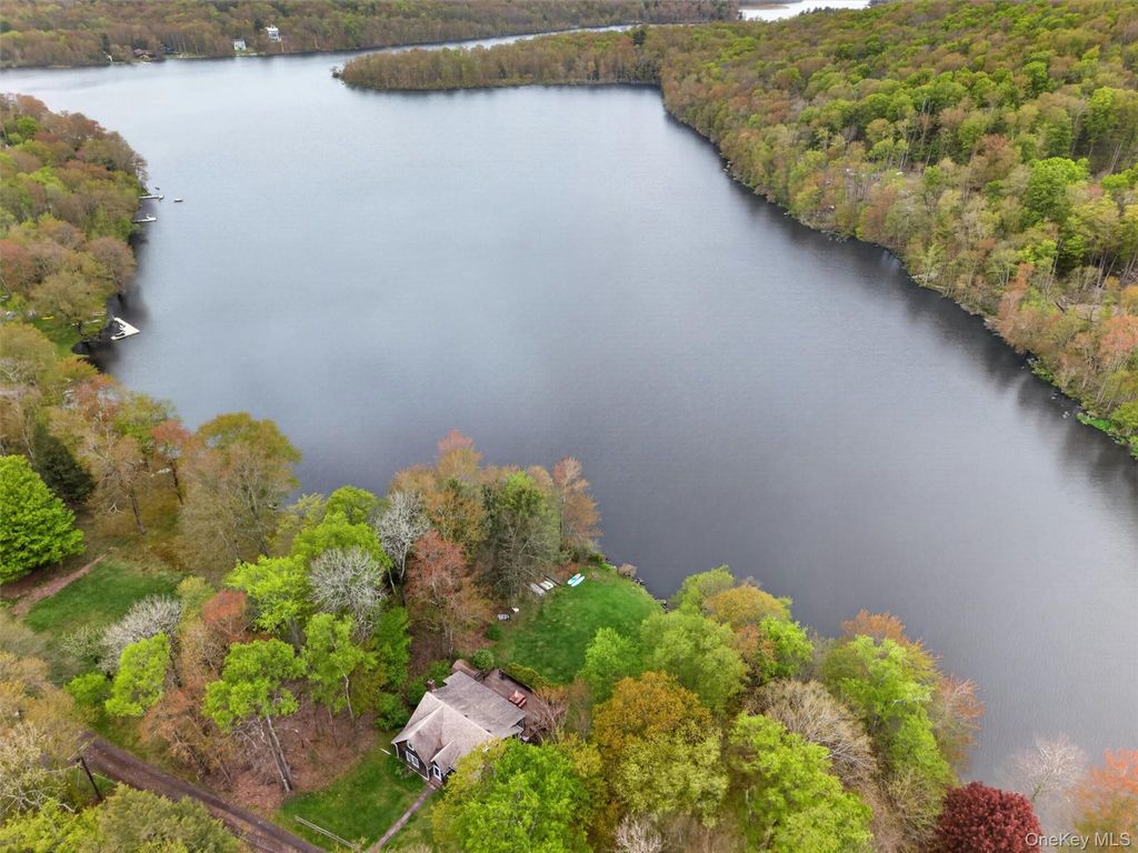 79 Redwood Lane, Swan Lake, NY 12783
