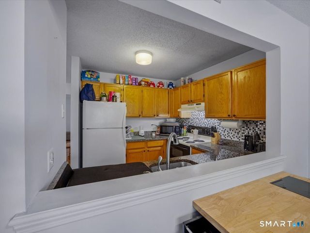 173 Russo Avenue 109, East Haven, CT 06513