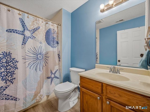 173 Russo Avenue 109, East Haven, CT 06513