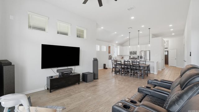 6324 Black Butte, Schertz, TX 78108