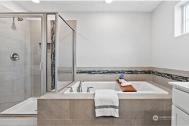 4435 Bay Vista Boulevard, Bremerton, WA 98312