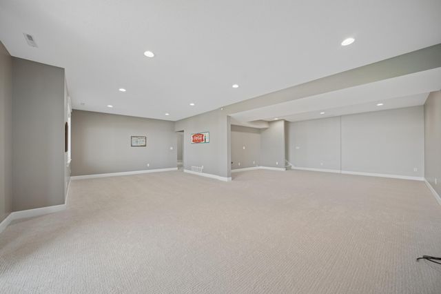 1476 Century Corner Lane NE, Rochester, MN 55906