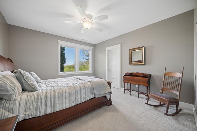 1476 Century Corner Lane NE, Rochester, MN 55906