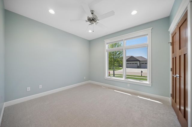 1476 Century Corner Lane NE, Rochester, MN 55906