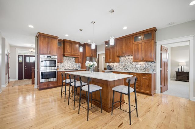 1476 Century Corner Lane NE, Rochester, MN 55906