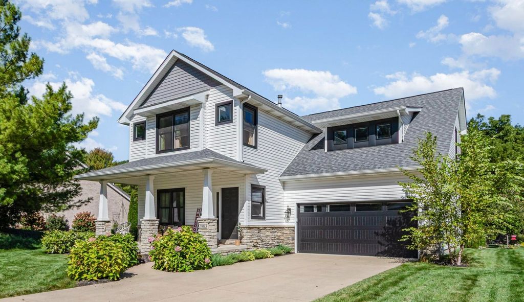 2903 Sanderling Avenue, Valparaiso, IN 46383