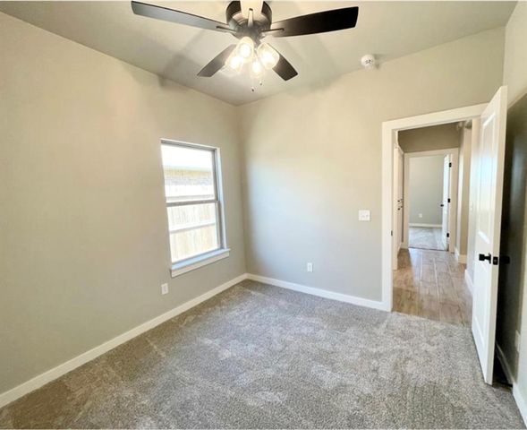 1920 Sama Way, Yukon, OK 73099