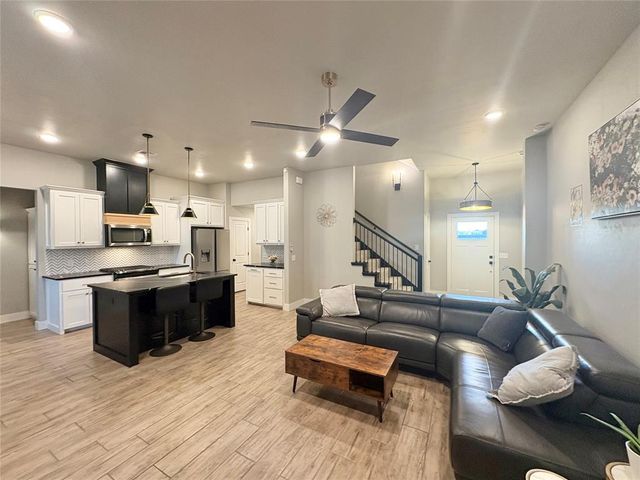 1920 Sama Way, Yukon, OK 73099