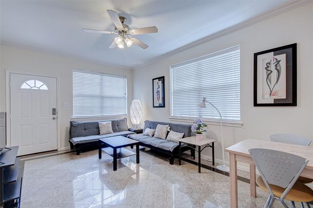 9400 Bellaire Boulevard 202, Houston, TX 77036