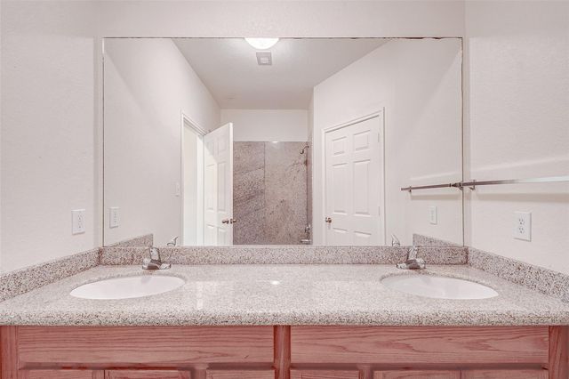 9400 Bellaire Boulevard 202, Houston, TX 77036