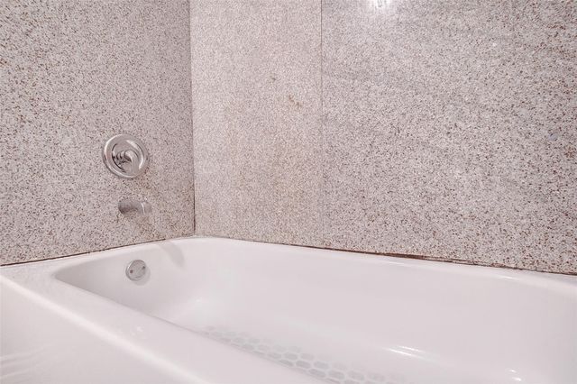 9400 Bellaire Boulevard 202, Houston, TX 77036