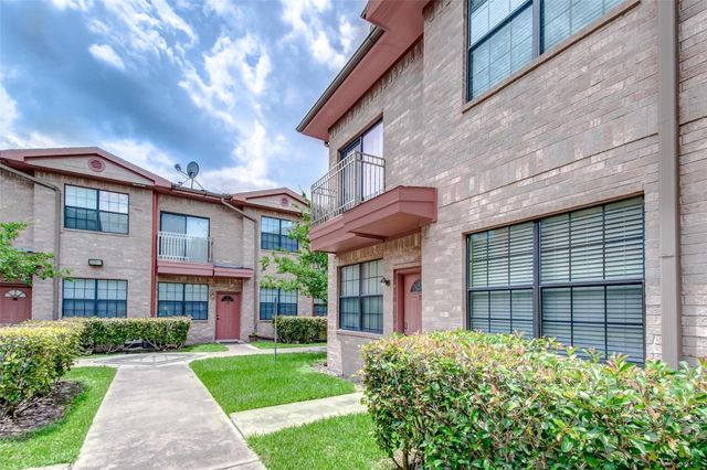 9400 Bellaire Boulevard 202, Houston, TX 77036