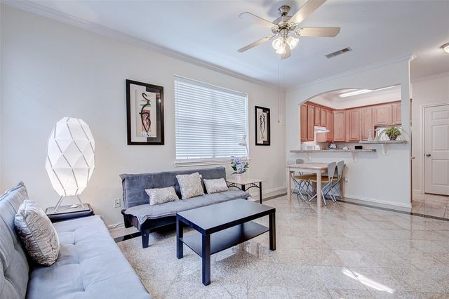9400 Bellaire Boulevard 202, Houston, TX 77036