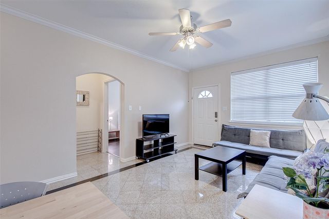 9400 Bellaire Boulevard 202, Houston, TX 77036