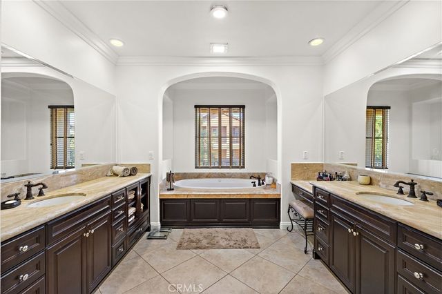 8120 Sunset Rose Drive, Corona, CA 92883