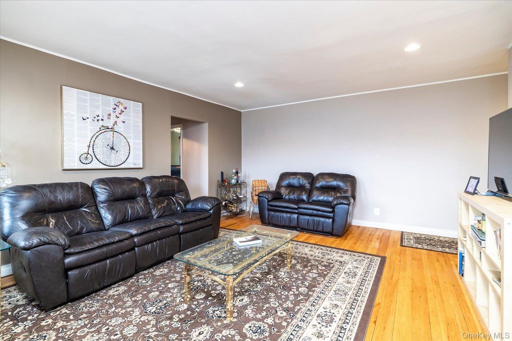 1 Jefferson Avenue H8, Rockville Centre, NY 11570 — photo 3