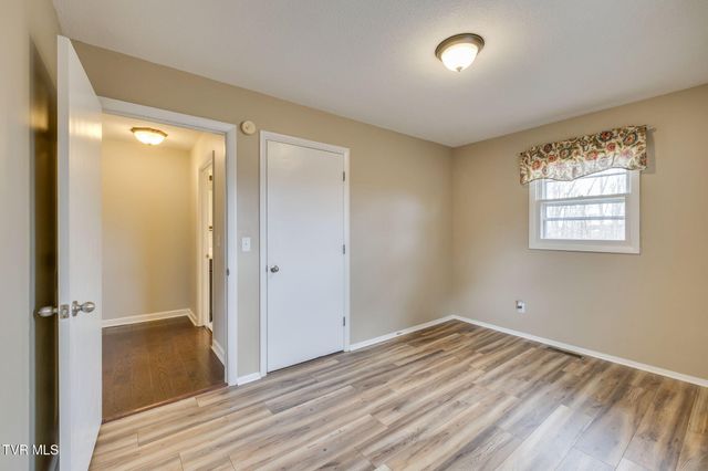 3114 Summit Avenue, Johnson City, TN 37604