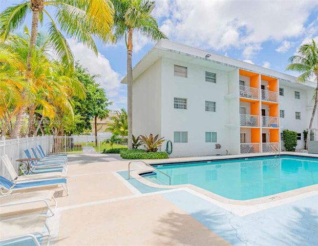 4335 S Tamiami Canal Drive 209, Miami, FL 33126