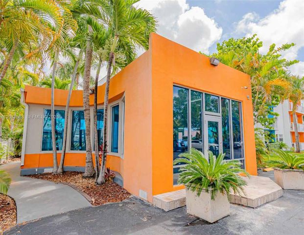 4335 S Tamiami Canal Drive 209, Miami, FL 33126