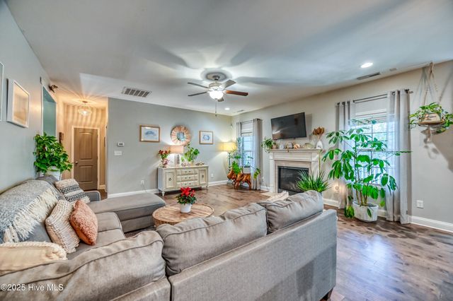 153 Poplar Branch Way, Hampstead, NC 28443