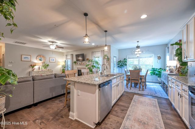 153 Poplar Branch Way, Hampstead, NC 28443