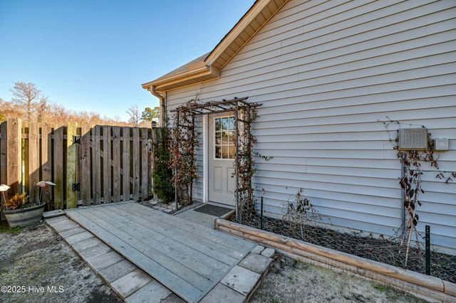 153 Poplar Branch Way, Hampstead, NC 28443