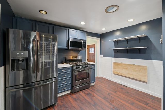 542 5th Avenue SW, Cambridge, MN 55008