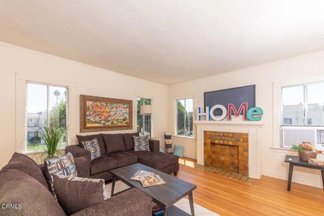 833 N Ridgewood Place, Los Angeles, CA 90038
