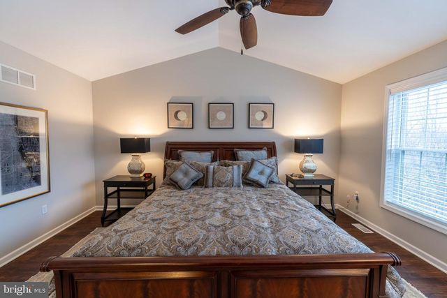 109 PONDS VIEW DR, Oxford, PA 19363