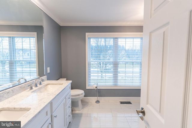 109 PONDS VIEW DR, Oxford, PA 19363