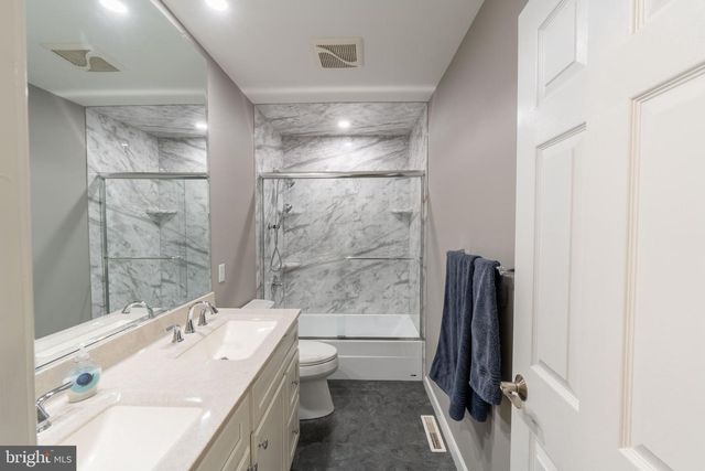 109 PONDS VIEW DR, Oxford, PA 19363