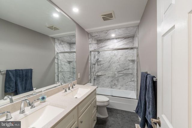 109 PONDS VIEW DR, Oxford, PA 19363