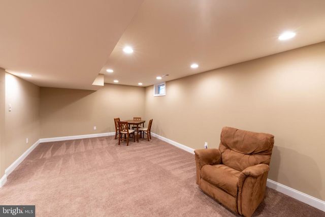 109 PONDS VIEW DR, Oxford, PA 19363