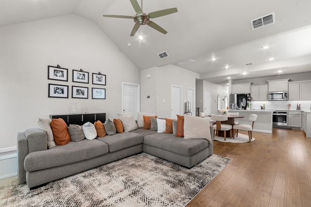 352 Boone Drive, Waxahachie, TX 75165