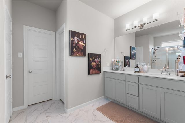 352 Boone Drive, Waxahachie, TX 75165