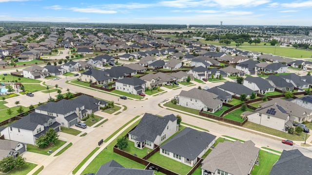 352 Boone Drive, Waxahachie, TX 75165