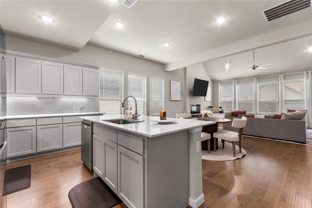 352 Boone Drive, Waxahachie, TX 75165