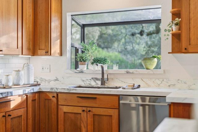 2203 Quail Hollow Road, Ben Lomond, CA 95005