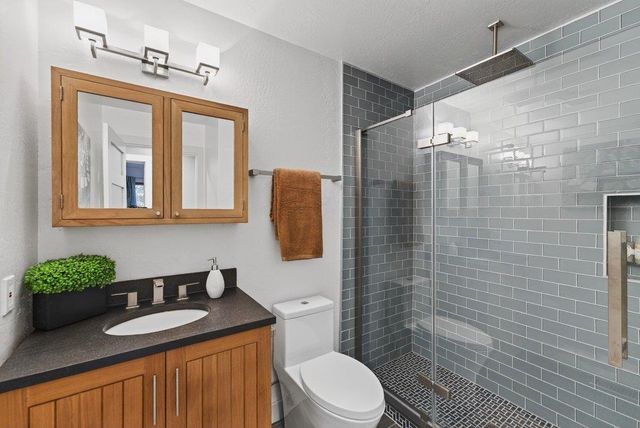 2203 Quail Hollow Road, Ben Lomond, CA 95005