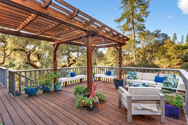 2203 Quail Hollow Road, Ben Lomond, CA 95005