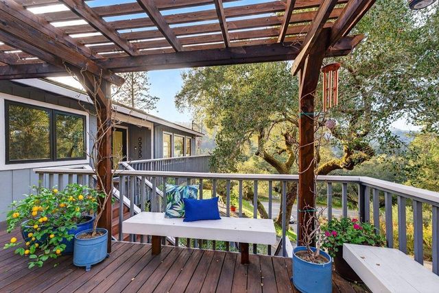 2203 Quail Hollow Road, Ben Lomond, CA 95005