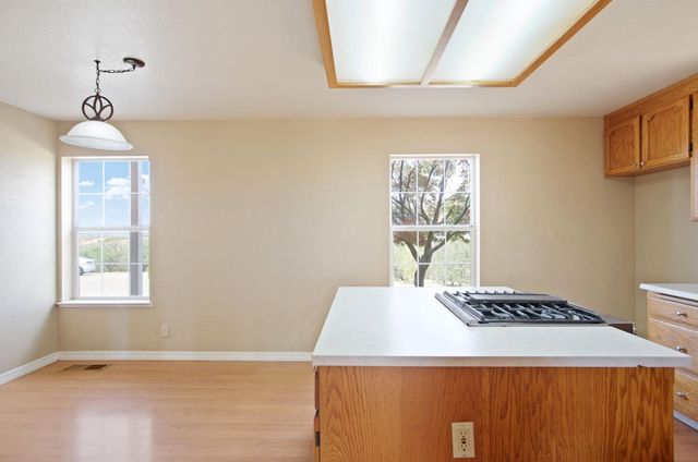 18624 Lake Rd, Hickman, CA 95323