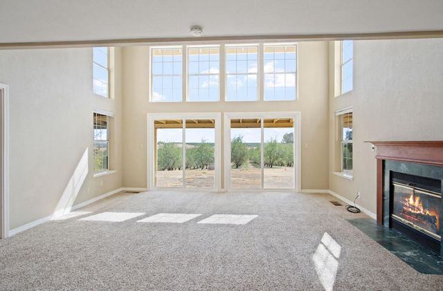 18624 Lake Rd, Hickman, CA 95323