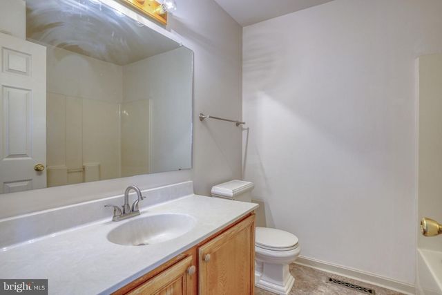 206 GRINDING WHEEL DR, Dover, DE 19904