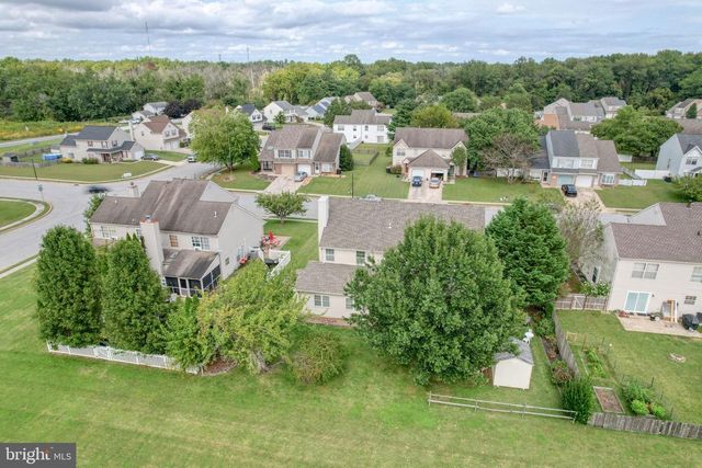 206 GRINDING WHEEL DR, Dover, DE 19904