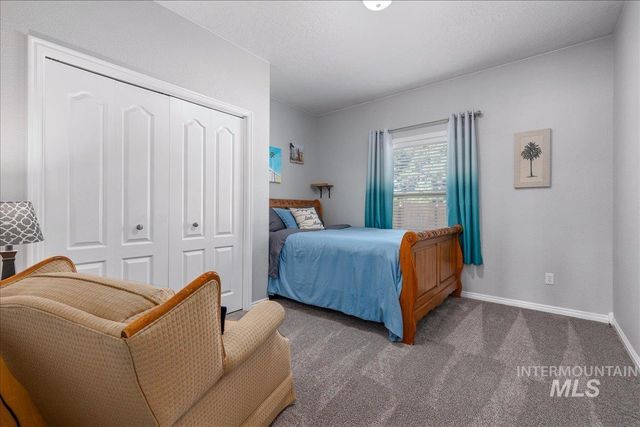 9752 W Bridgegate St, Boise, ID 83709