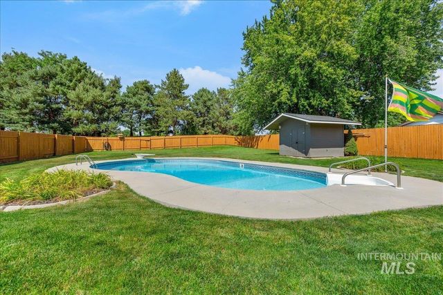 9752 W Bridgegate St, Boise, ID 83709